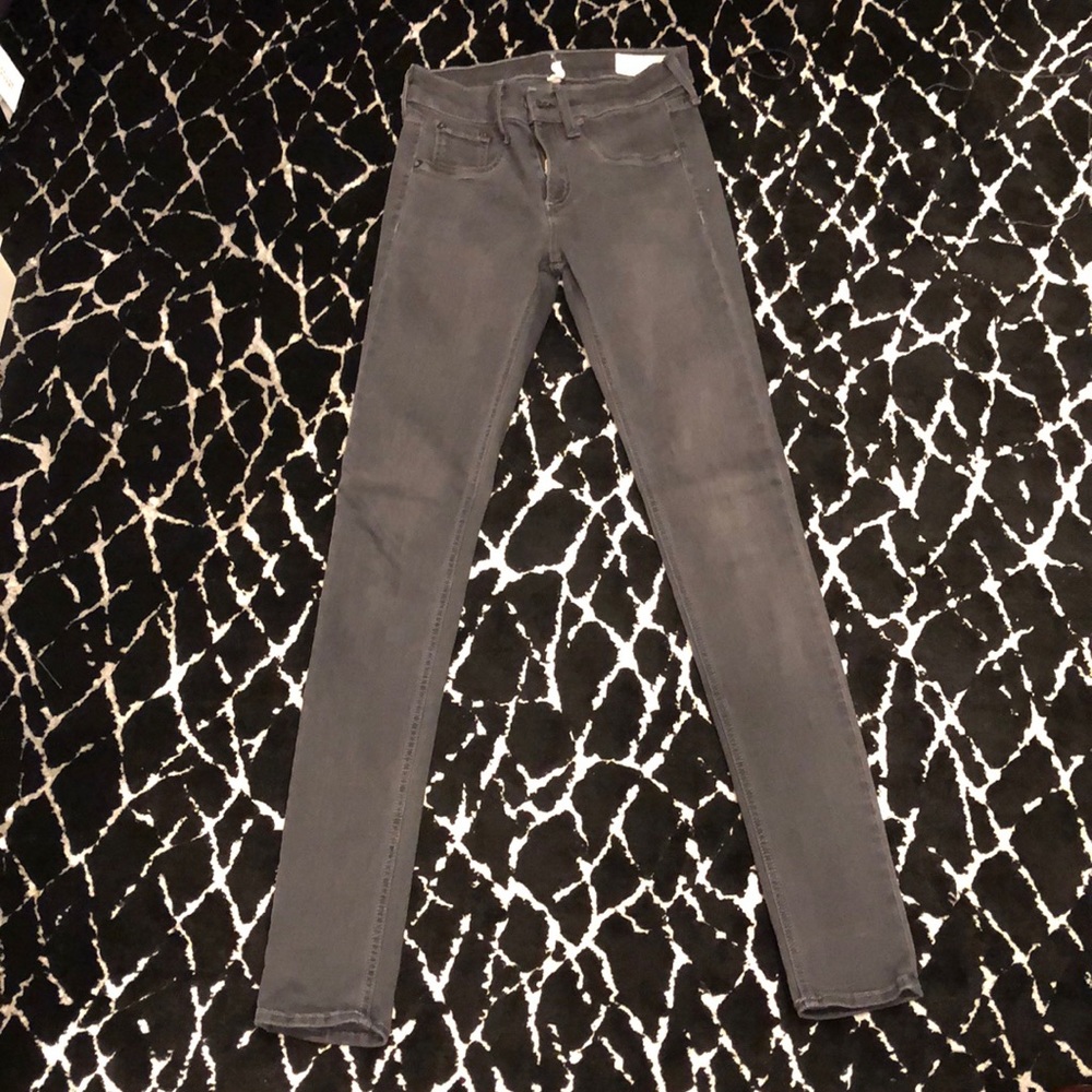 Rag and Bone skinny jean size 25